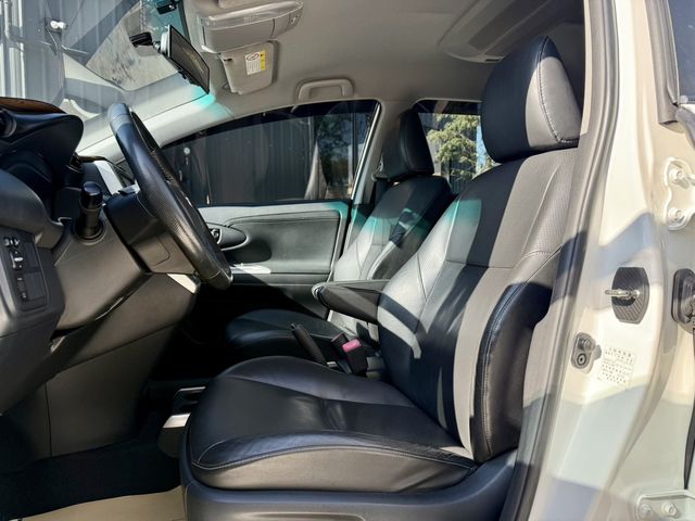 TOYOTA豐田 WISH  第5張相片