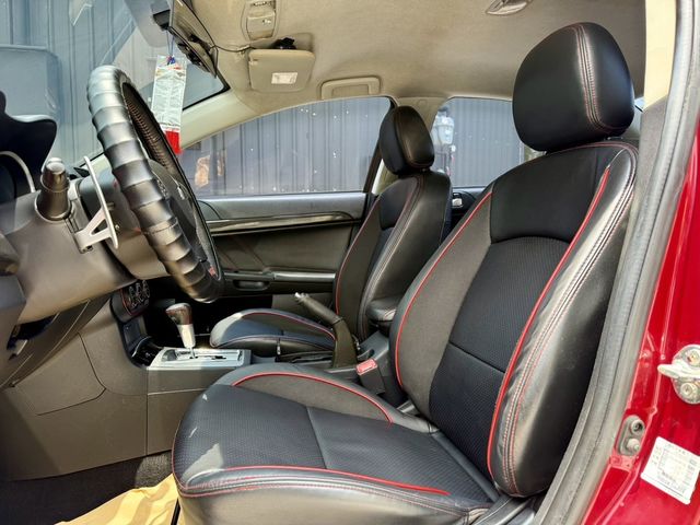 MITSUBISHI三菱 LANCER IO  第3張相片