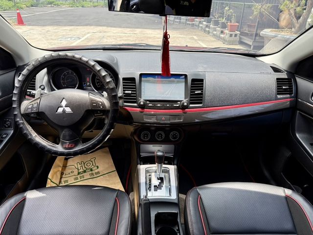 MITSUBISHI三菱 LANCER IO  第5張相片