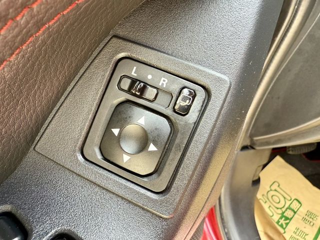 MITSUBISHI三菱 LANCER IO  第7張相片