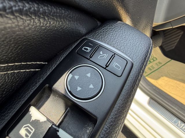 M-BENZ賓士 CLA200  第8張相片