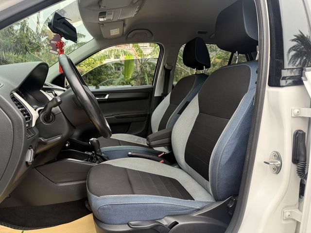 SKODA司科達 FABIA  第5張相片