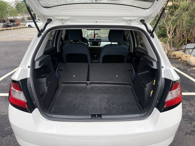 SKODA司科達 FABIA  第7張相片