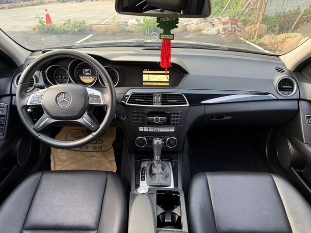 M-BENZ賓士 C180  第5張相片