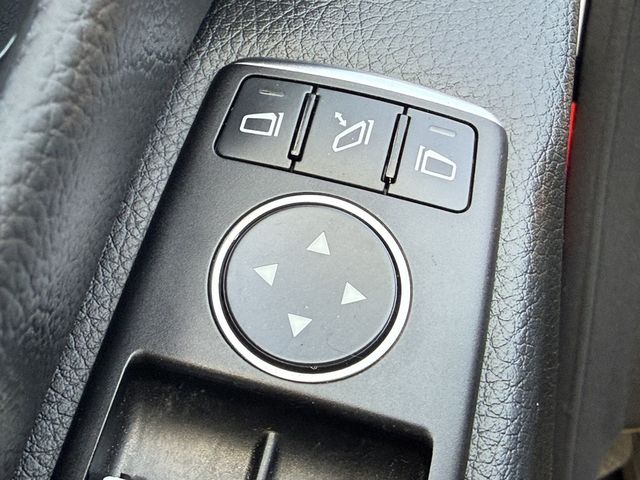 M-BENZ賓士 C180  第8張相片