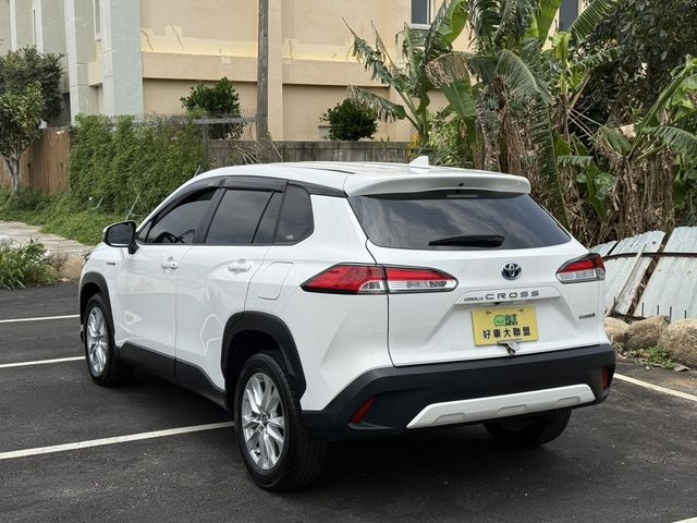 TOYOTA豐田 COROLLA CROSS HYBRID  第2張相片
