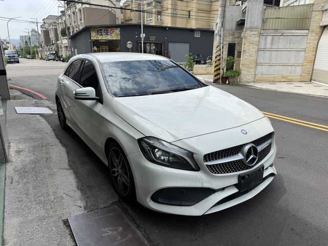 M-BENZ賓士 A180  第4張相片