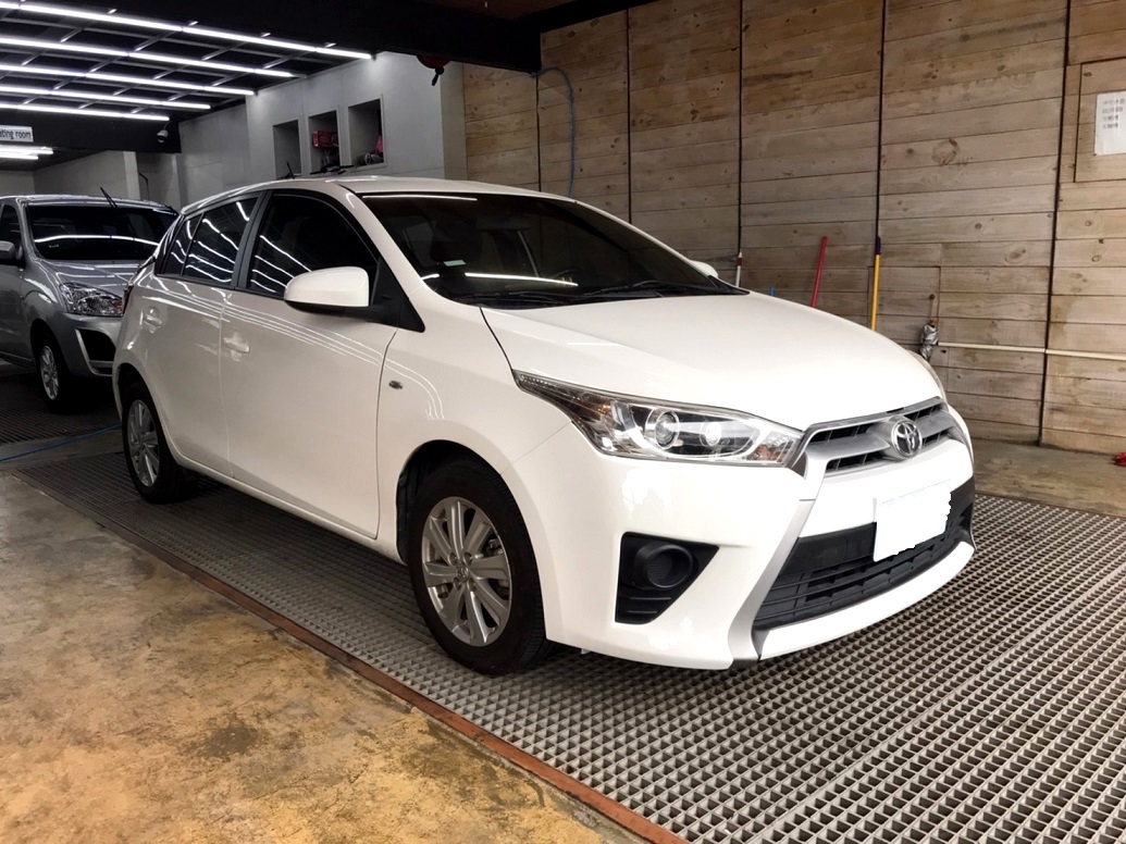 2017 Toyota yaris 1.5L ☑後座六四分離☑代步車首選☑經濟實惠☑省油☑售後五年保固  第3張相片