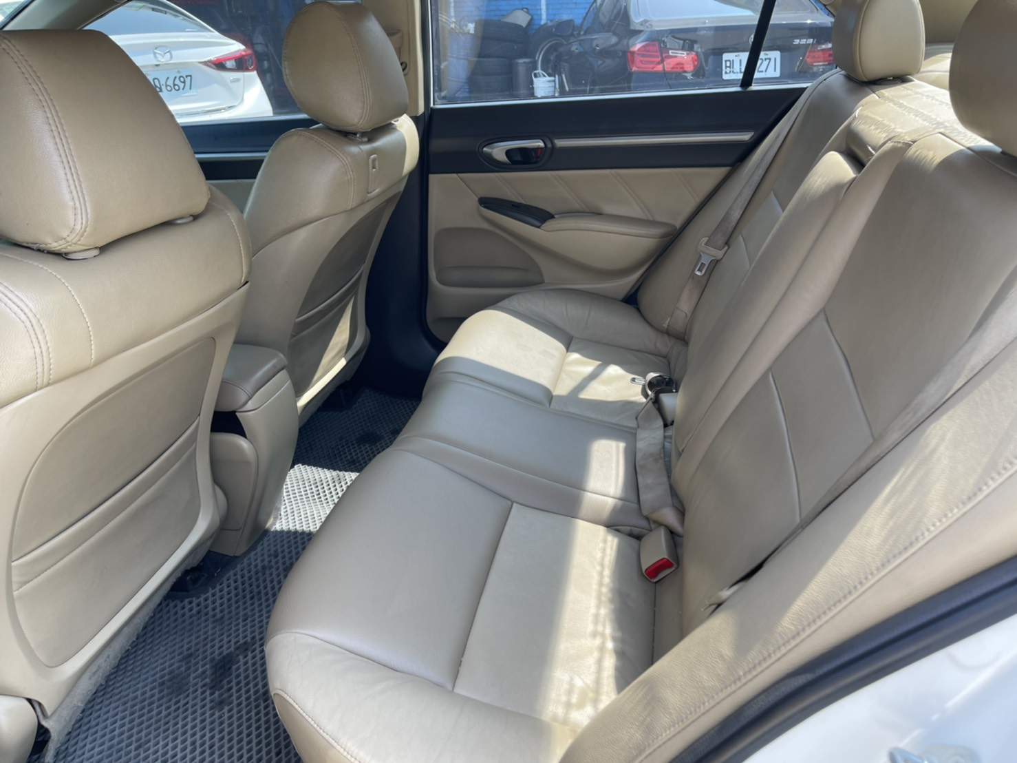 Honda Civic 1.8  (喜美8代) 2006年  第6張相片