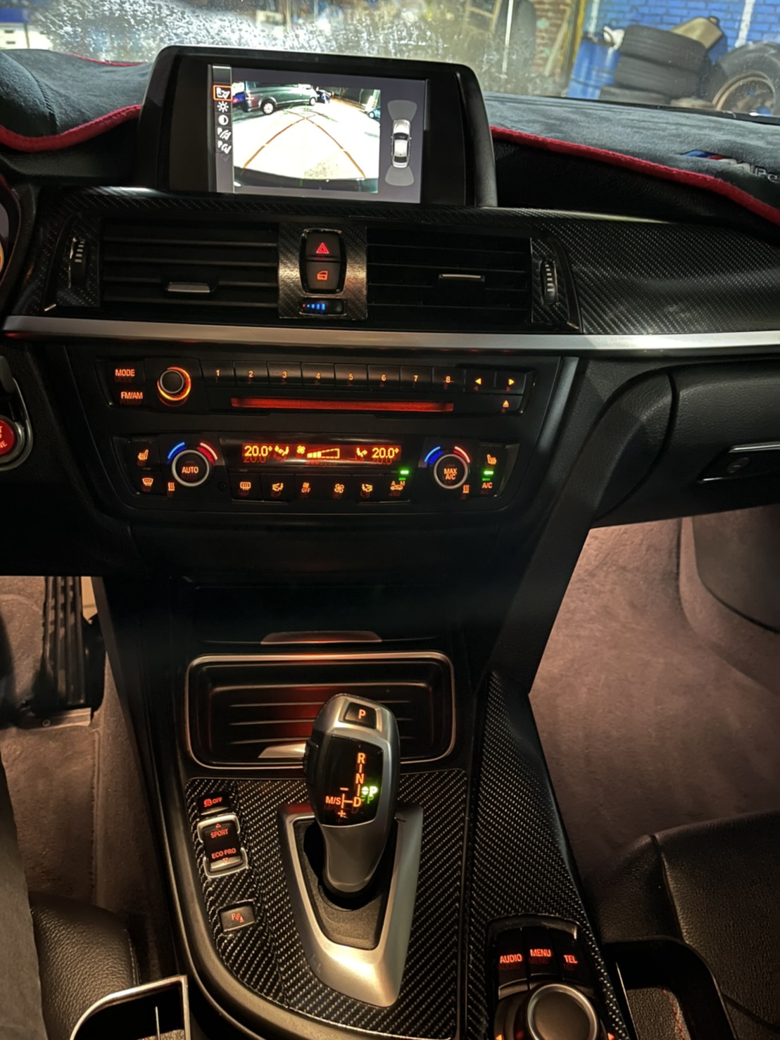 BMW 328i (F30) 2014年  第4張相片