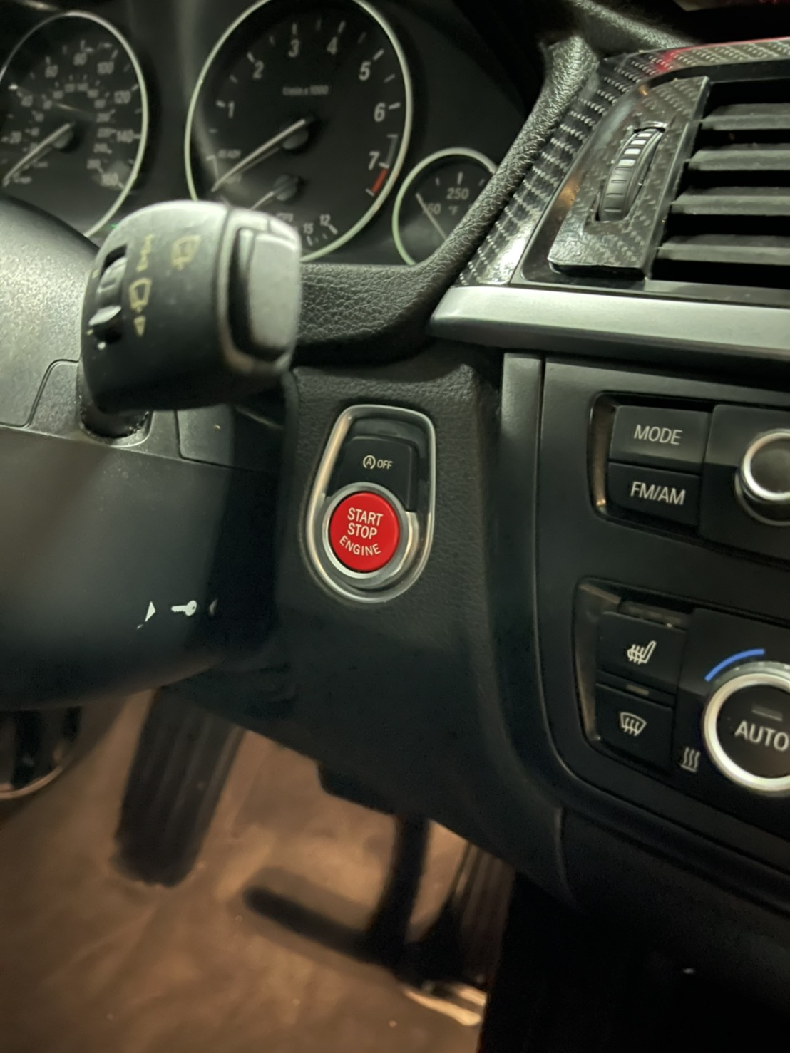 BMW 328i (F30) 2014年  第9張相片