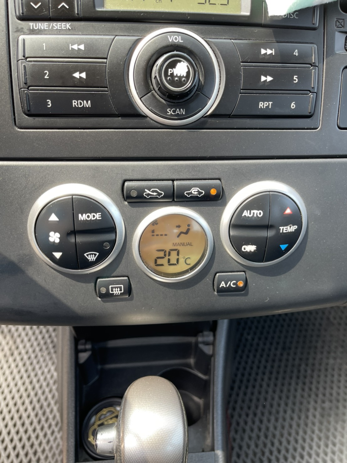 Nissan Tiida 1.8 S 2007  第3張相片
