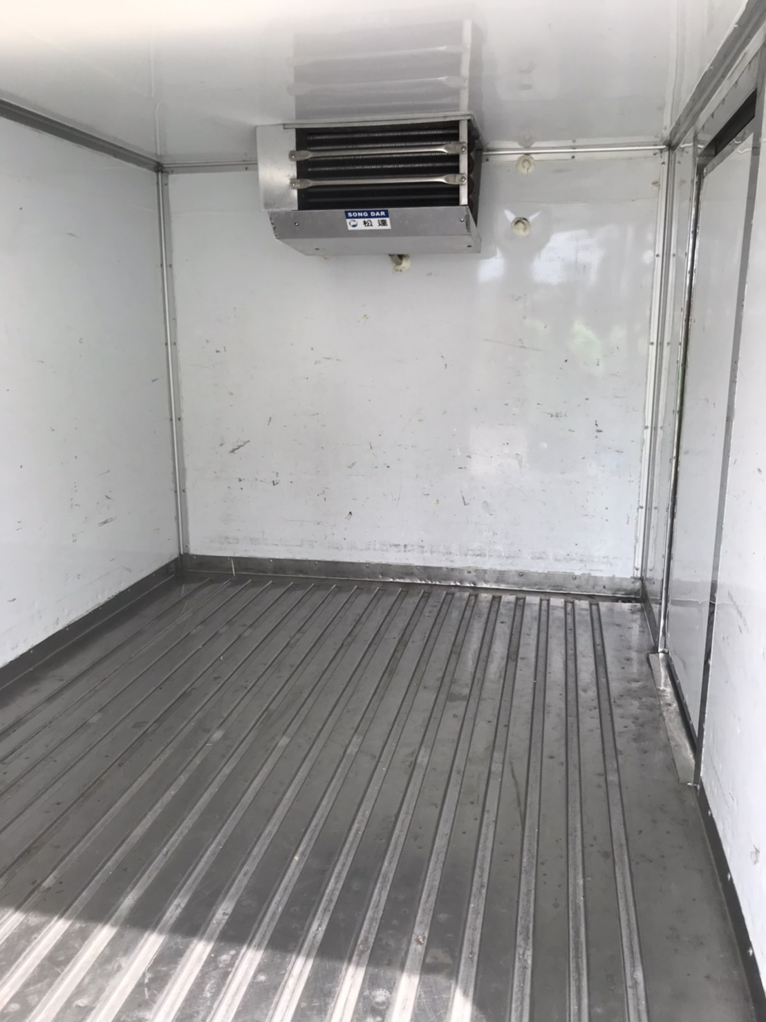 2014年鈴木SUZUKI Carry 1.6 冷凍箱 保溫箱 小發財 有認證  第2張相片