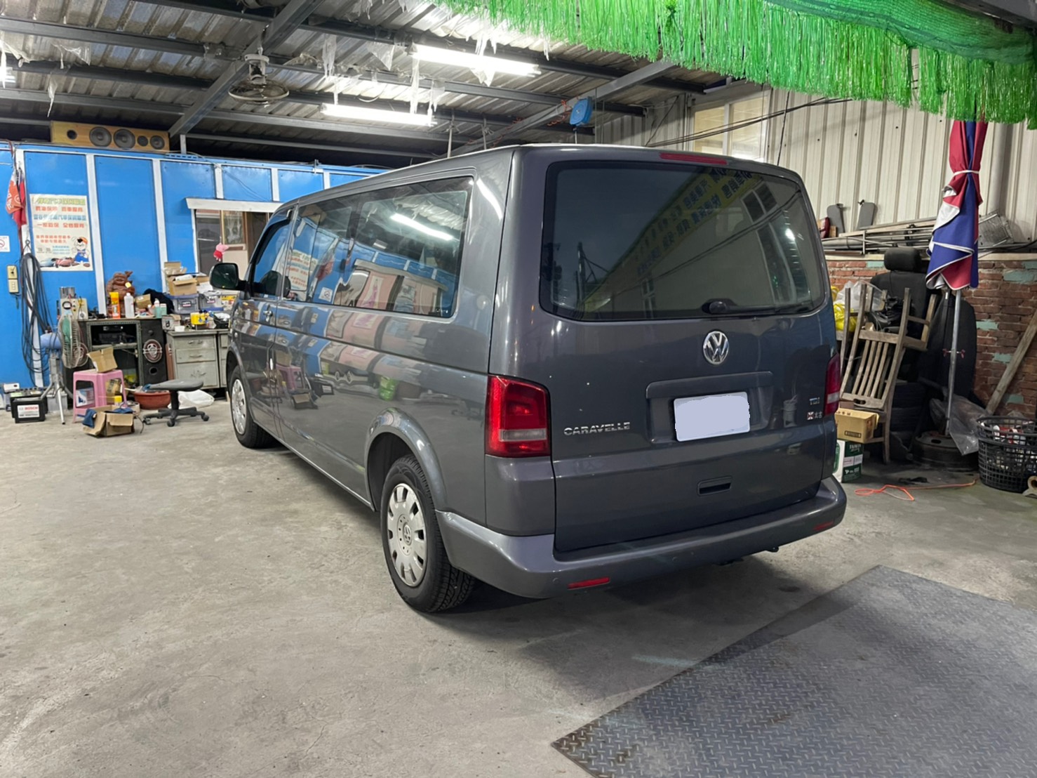 福斯Volkswagen T5 Caravelle 2.0 TDI 長軸LWB  第5張相片
