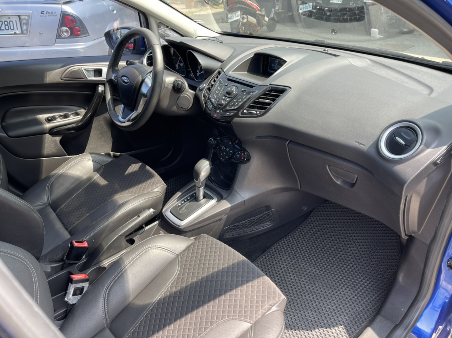 FORD Fiesta 1.0 EcoBoost 運動型 (Mk6)  第3張相片