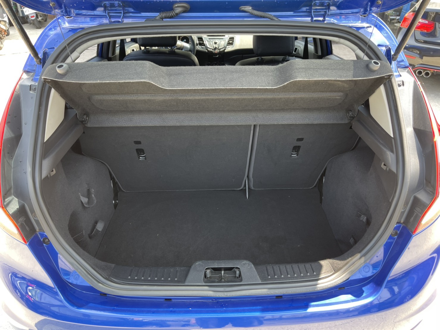 FORD Fiesta 1.0 EcoBoost 運動型 (Mk6)  第6張相片