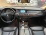 BMW 730i (F01) 2011年  第3張縮圖