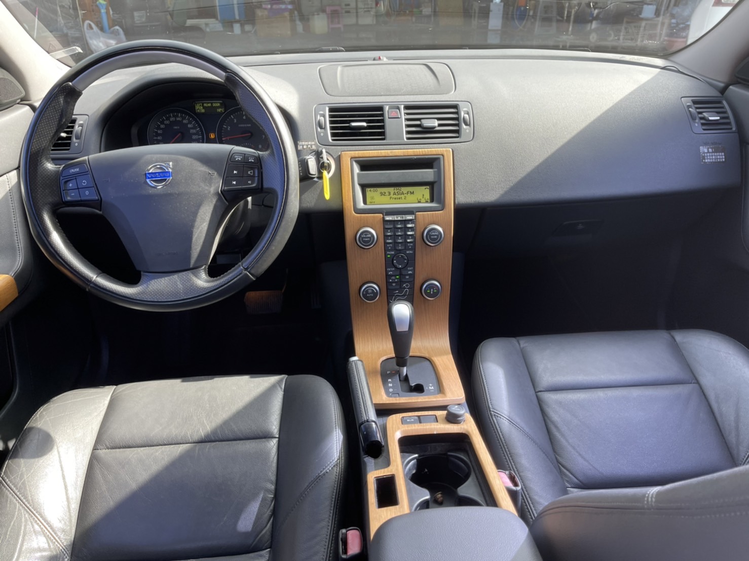 2011年 VOLVO富豪 S40 2.0 便宜高級車 安全配備超級多  第3張相片