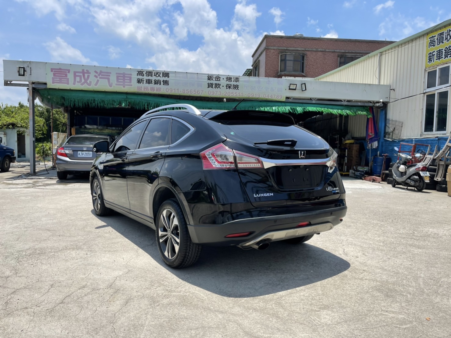 2016 納智捷 LUXGEN U6 大馬力，稅金省，環景 免鑰匙 都有了  第4張相片
