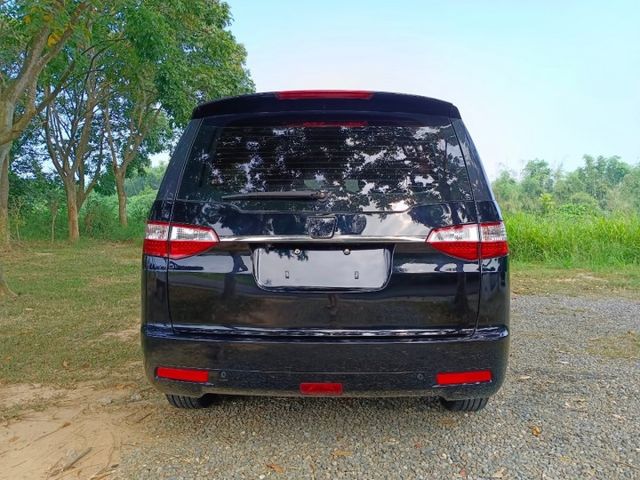 2013M7豪華版/I-KEY/倒車影像/電動側滑門/來店賞車指定SUM賞車網尚治服務，購車即送MIO行車紀錄器  第6張相片