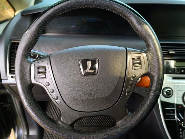 2013M7豪華版/I-KEY/倒車影像/電動側滑門/來店賞車指定SUM賞車網尚治服務，購車即送MIO行車紀錄器  第15張相片