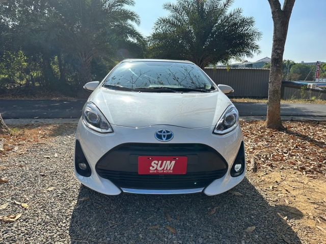2019 PRIUS C 1.5/油電小車/省油/盲點/i-KEY/來店指定SUM賞車網尚治服務，購車即送MIO行車紀錄  第3張相片