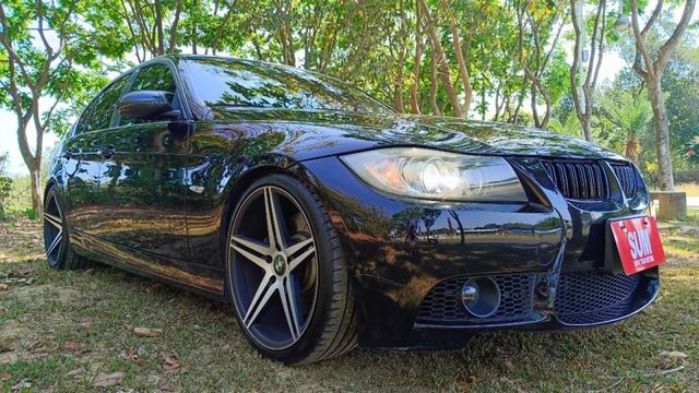 BMW 335i/雙增壓引擎/I-KEY/天窗/雙前電動座椅/左右恆溫空調  第4張相片