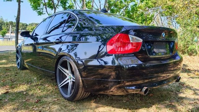 BMW 335i/雙增壓引擎/I-KEY/天窗/雙前電動座椅/左右恆溫空調  第7張相片