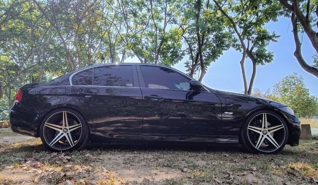 BMW 335i/雙增壓引擎/I-KEY/天窗/雙前電動座椅/左右恆溫空調  第8張相片
