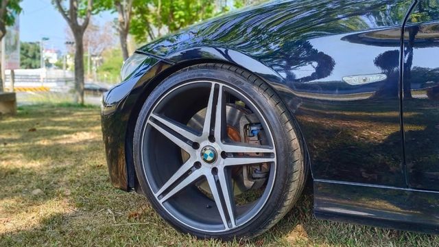 BMW 335i/雙增壓引擎/I-KEY/天窗/雙前電動座椅/左右恆溫空調  第9張相片