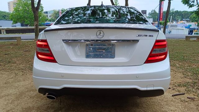 BENZ C250/天窗/雙前電動座椅/左右恆溫空調/摸門/後座出風口  第6張相片