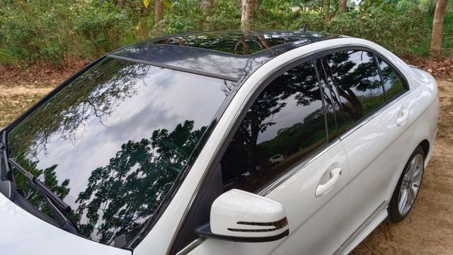 降價!!BENZ C250/天窗/雙前電動座椅/左右恆溫空調/摸門/後座出風口  第12張相片