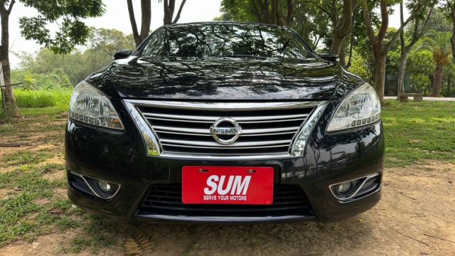 NISSAN SENTRA/I-KEY/摸門/倒車顯影/定速/電動後視鏡/後座出風口  第3張相片