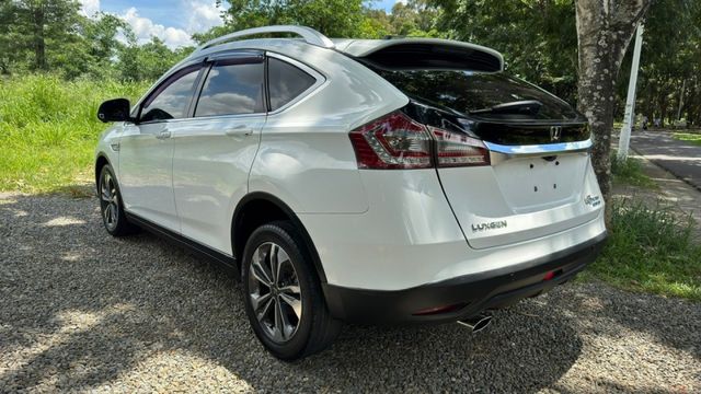 LUXGEN U6 TURBO ECO HYPER/一鍵啟動/360度環景/定速/摸門/抬頭顯示器/恆溫空調  第7張相片