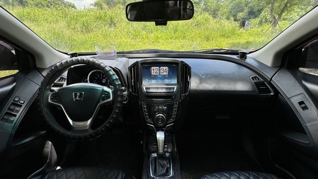 LUXGEN U6 TURBO ECO HYPER/一鍵啟動/360度環景/定速/摸門/抬頭顯示器/恆溫空調  第10張相片