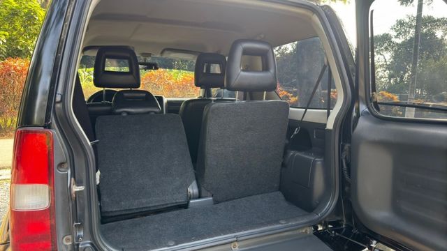 SUZUKI JIMNY/三門/4WD/後視鏡電動調整/後座分離傾倒  第16張相片