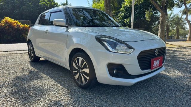 SUZUKI SWIFT/定速/循跡防滑/摸門/恆溫空調/電動後視鏡  第3張相片