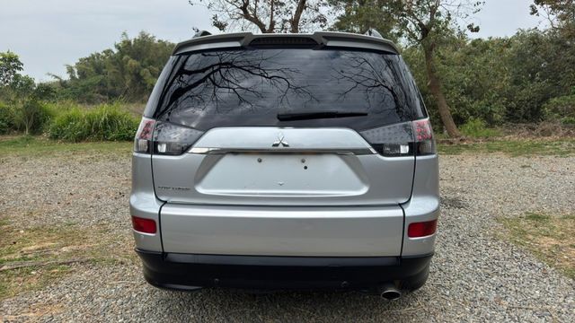 三菱 OUTLANDER/倒車顯影/定速/胎壓偵測/恆溫空調  第6張相片