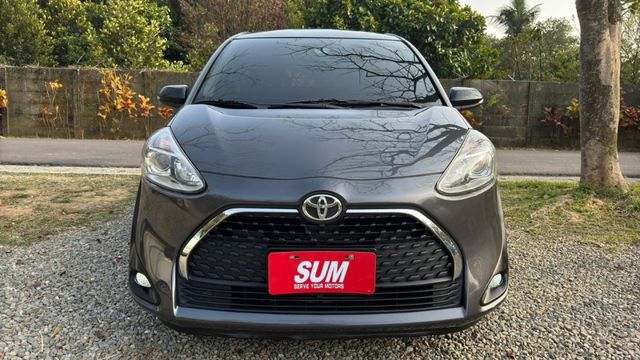 TOYOTA SIENTA/I-KEY/循跡防滑/車道偏移警示系統/自動緊急煞車系統  第3張相片