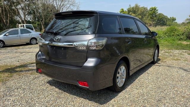 TOYOTA WISH/I-KEY/倒車顯影/定速/電動後視鏡/抬頭顯示器/第三排座椅/後座出風口  第5張相片