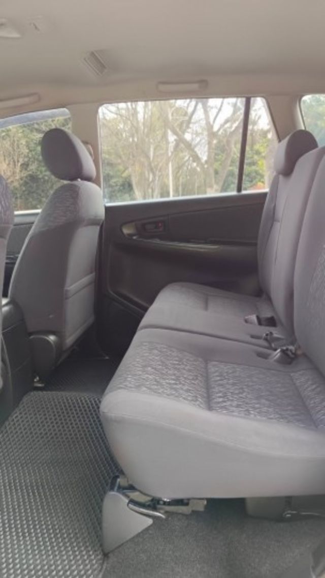 TOYOTA INNOVA/小客貨/後視鏡電動調整  第14張相片