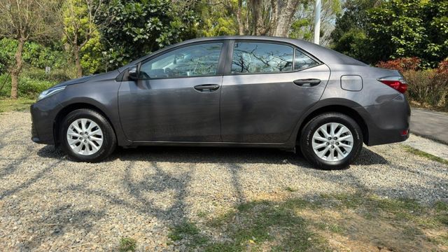TOYOTA ALTIS/LED日行燈/電動後視鏡調整  第8張相片