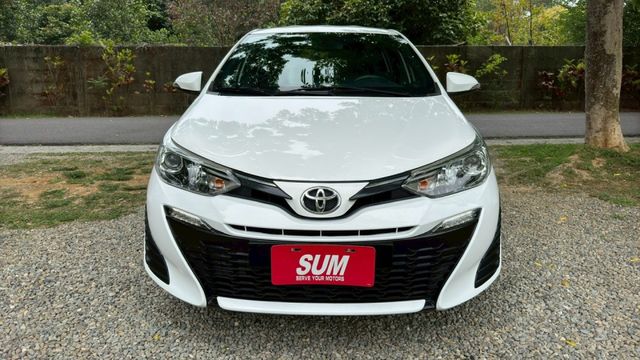 TOYOTA YARIS/LED日行燈/循跡防滑/電動後視鏡  第3張相片