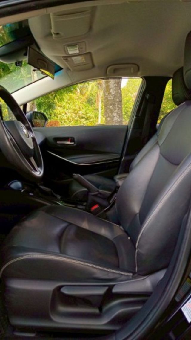 TOYOTA ALTIS/油電/I-KEY/倒車顯影/盲點偵測/胎壓偵測/摸門/跟車系統  第16張相片