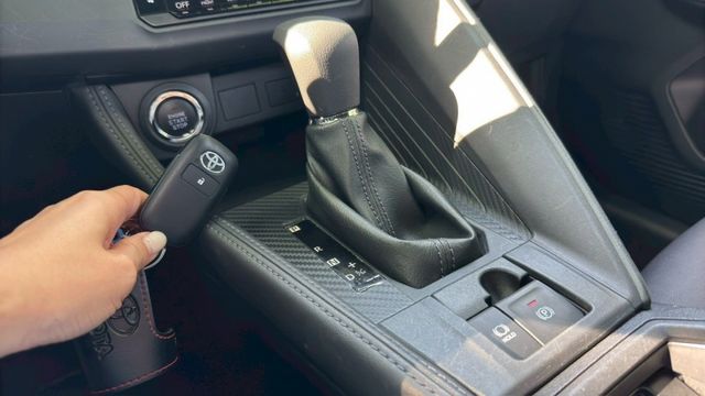 TOYOTA YARIS CROSS/I-KEY/倒車顯影/跟車系統/胎壓偵測/電子手煞車/循跡防滑/自動緊急煞車系統  第9張相片