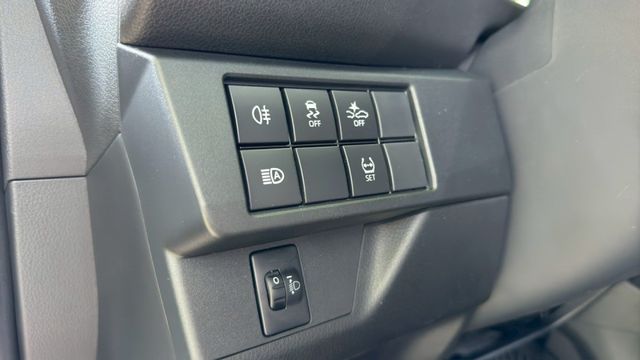 TOYOTA YARIS CROSS/I-KEY/倒車顯影/跟車系統/胎壓偵測/電子手煞車/循跡防滑/自動緊急煞車系統  第12張相片