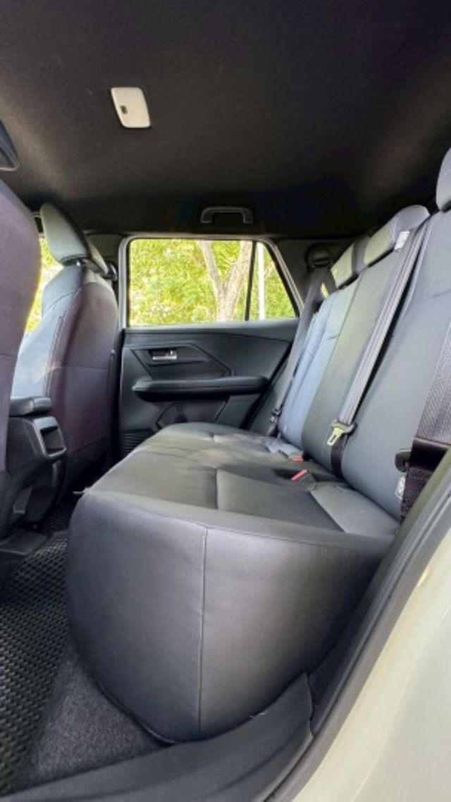 TOYOTA YARIS CROSS/I-KEY/倒車顯影/跟車系統/胎壓偵測/電子手煞車/循跡防滑/自動緊急煞車系統  第14張相片
