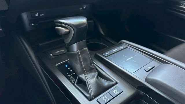 LEXUS ES300H/I-KEY/360度環景/跟車系統/盲點偵測/抬頭顯示器/雙前電動作椅/後座出風口  第13張相片
