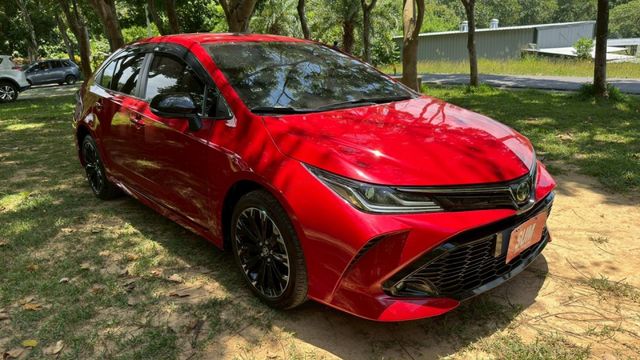 TOYOTA ALTIS/GR/I-KEY/倒車顯影/跟車系統/循跡防滑/胎壓偵測/電動後視鏡/後座出風口  第4張相片