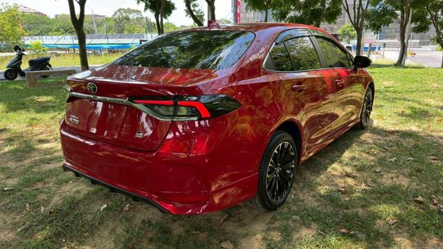 TOYOTA ALTIS/GR/I-KEY/倒車顯影/跟車系統/循跡防滑/胎壓偵測/電動後視鏡/後座出風口  第5張相片